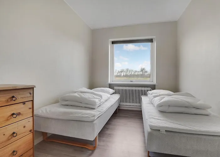 Stunning In Sydals With Wifi Skovby (Syddanmark)